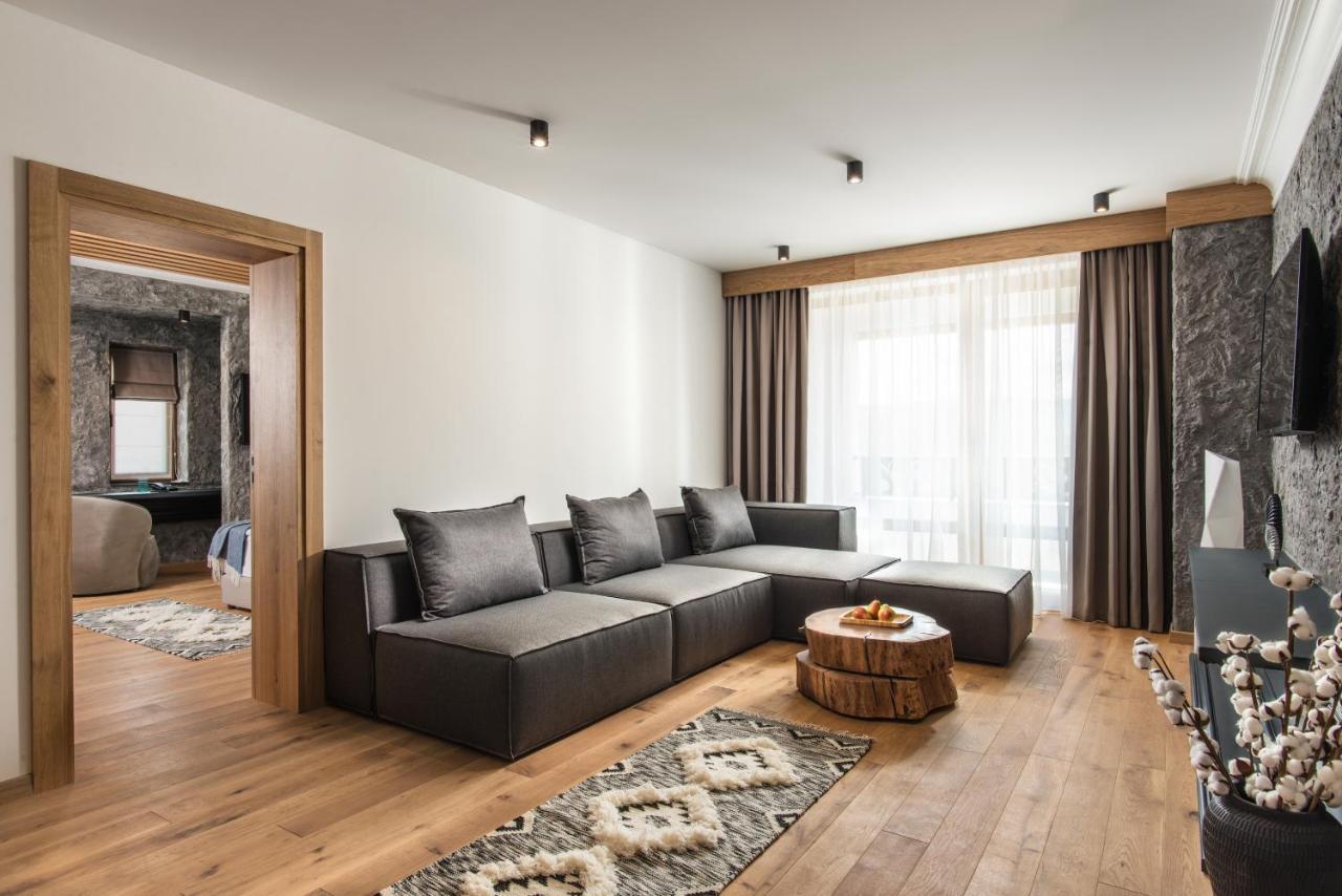 Wine&SPA Hotel Chukara Trjawna Exterior foto