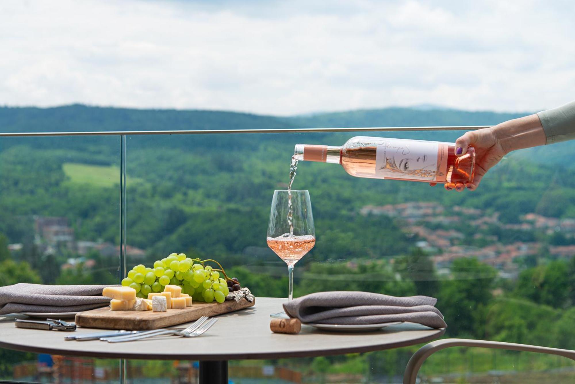 Wine&SPA Hotel Chukara Trjawna Exterior foto