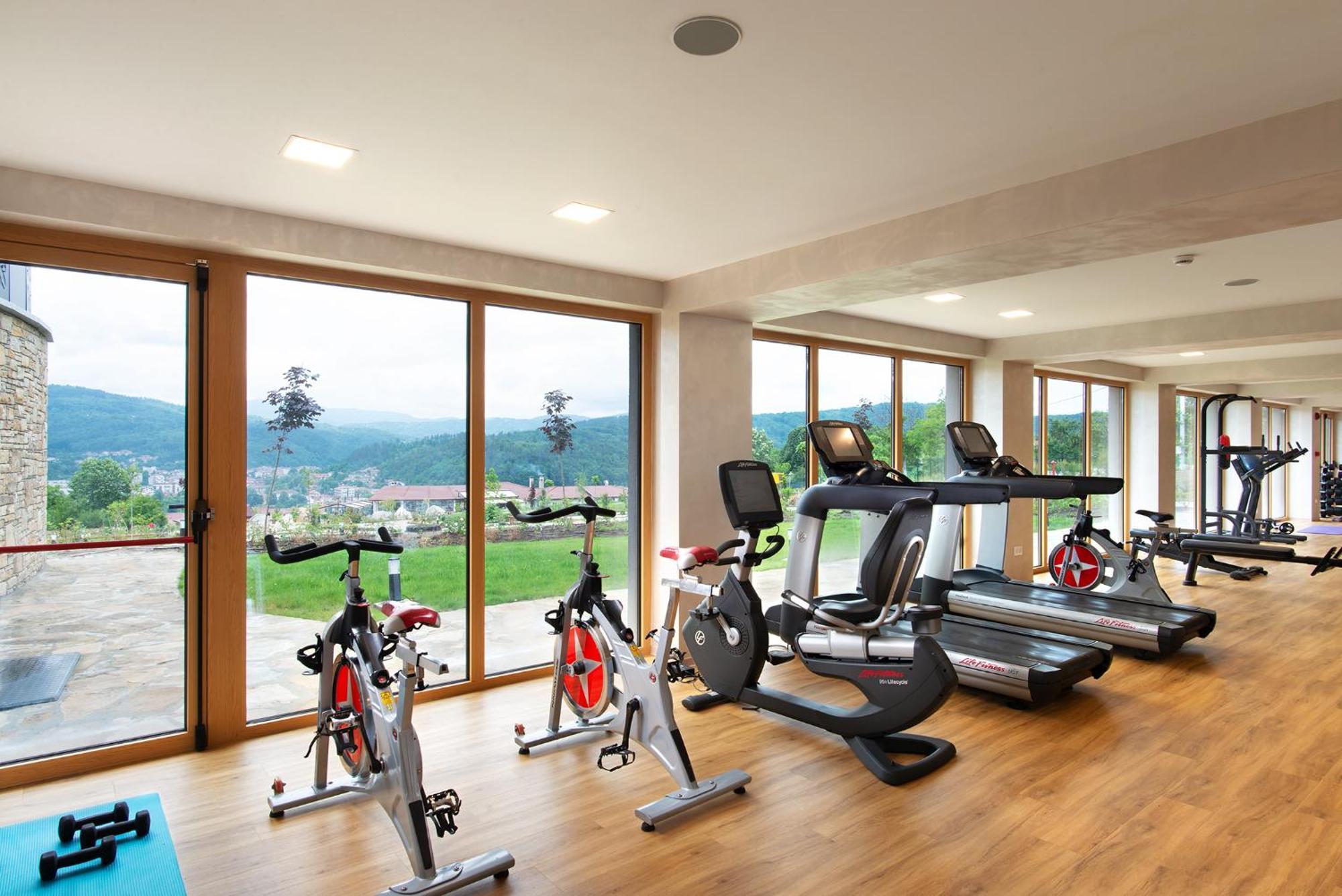 Wine&SPA Hotel Chukara Trjawna Exterior foto
